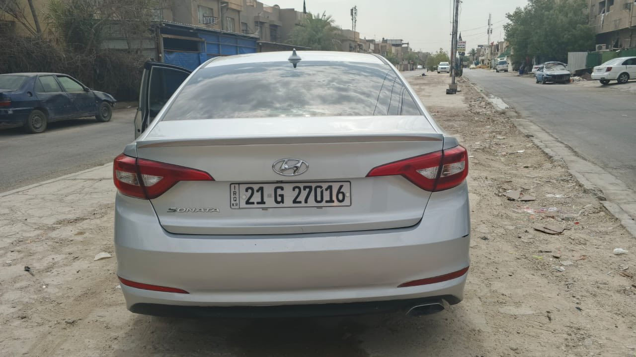 مكلف بل نشر السلام عليكم للبيع سوناتا2017 وراد امريكي حادث خلفي وبابين كلير السيارة جاهزة بدون نواقص رقمها سليمانية بسمي  *********** مكانها بغداد الجديدة

