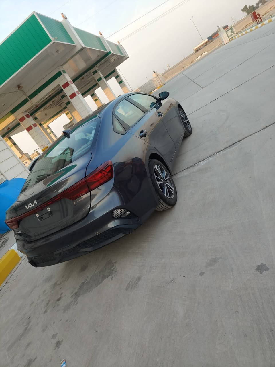 السلام عليكم فورتي موديل 23 بها بونيد وشاملغ بدون دواخل نص فول السياره رادارات تحكم ستيرن شاشه مكان السياره ناحيه الرشيد***********
