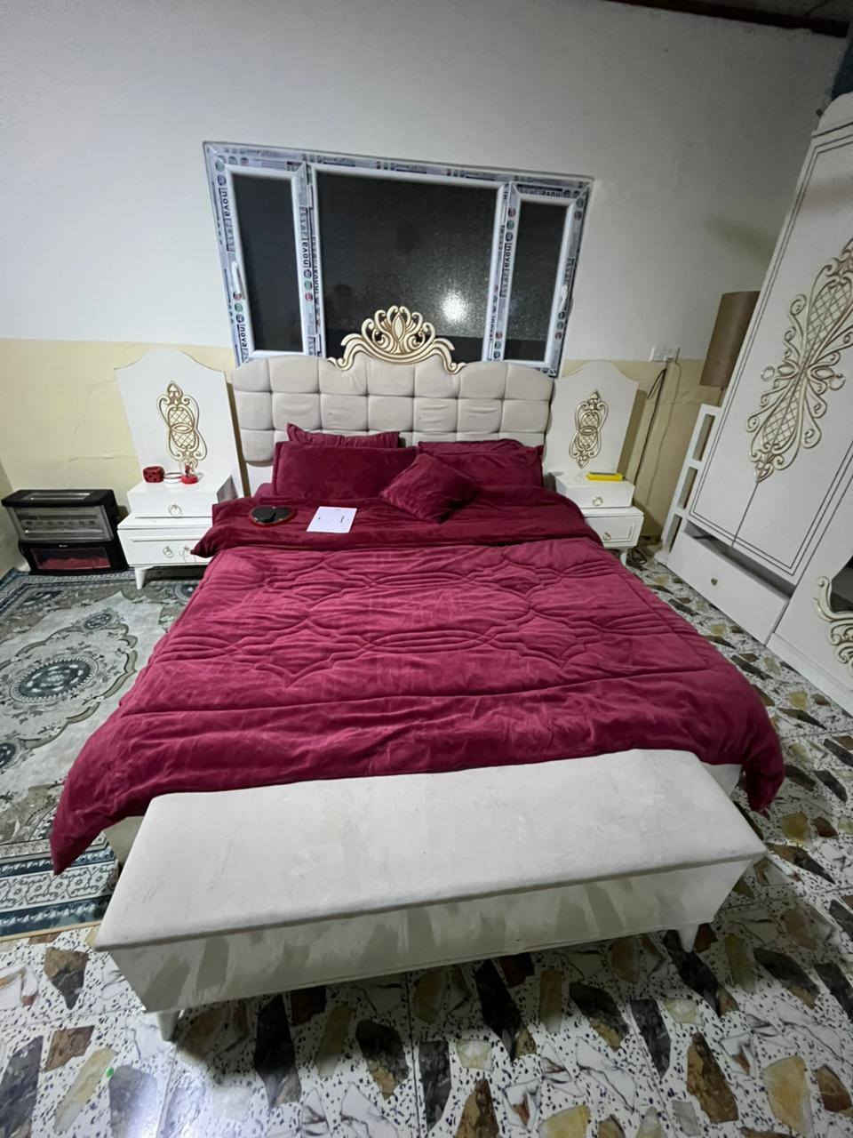 غرفه نوم للبيع ب ٥٠٠ قفل
بعشيقه مفرق خور سيباط
*********** واتس
