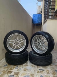 اوياله M حجم 18 للبيع بيهم تكه فقط بيها لحيم 07749458397 واتساب 075196...