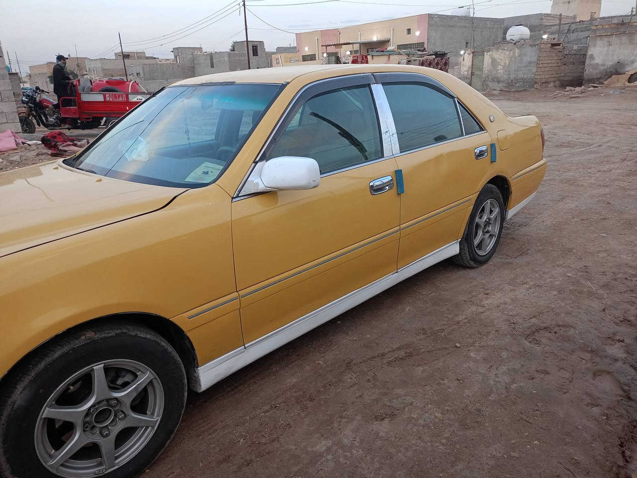 البيع ملكه موديل 2005
كصتين مكفوله من النغل 
كير محرك 300 جديد تخم تاير 
السعر 38 وبيه مجال 
العنوان ميسان 
رقم‏‪0781 791 9562‬‏
مراوس عادي
