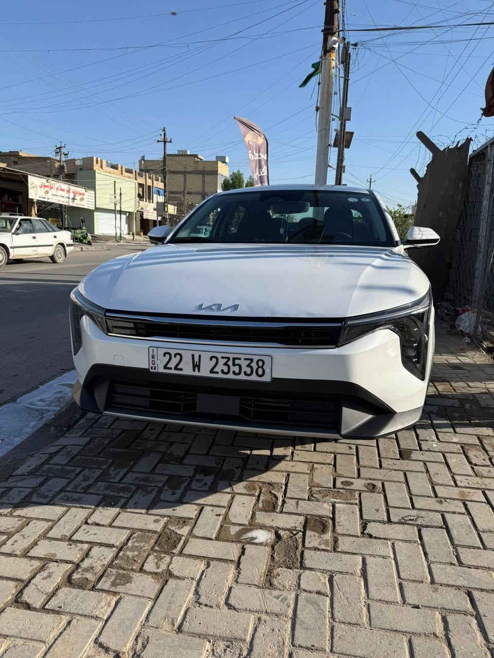 السلام عليكم كي4 البيع موصفات نص فول السعر 167وبيها مجال أمريكي سيارة حادثها مرفق بل منشور ماشية 13الف سيارة نضيفة مكاني بياع شهداء رقم الهاتف ***********

