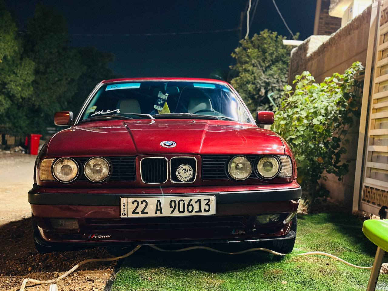 السلام عليكم اخوان سياره بي ام موديل 92 سياره جديده ومكفوله اللون كرزي رقمه اربيل باسمي مابيها ضربه مصبوغه عام جماليه السياره ما نقصها شي كير مكينه جدد  تبريد تدفئه شغال ودرجه اولى تخم تاير جديد حداديه جيس السياره ما ناقصها برغي مال جنايه والسياره حته طلعه متطلع بس بالمناسبات السياره سعرها 55وبيها مجال بسيط للشراي للاستفسار الاتصال بالرقم ***********  متوفر واتساب
