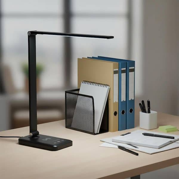 +1                    مصباح مكتب Topplee LED (موديل 5502S) هو إضاءة مكتبية حديثة تتميز بلوحة تحكم باللمس، إضاءة مريحة للعين وخالية من الوميض، ومخرج USB مدمج لشحن الأجهزة. إنه خيار ممتاز لتوفير إضاءة قابلة للتعديل أثناء العمل أو القراءة أو الدراسة بسعر 10 الاف


**إذا كنت صاحب هذا الإعلان وتريد حذفه لأي سبب، رجاءا أرسل رسالة إلى الدعم الفني**