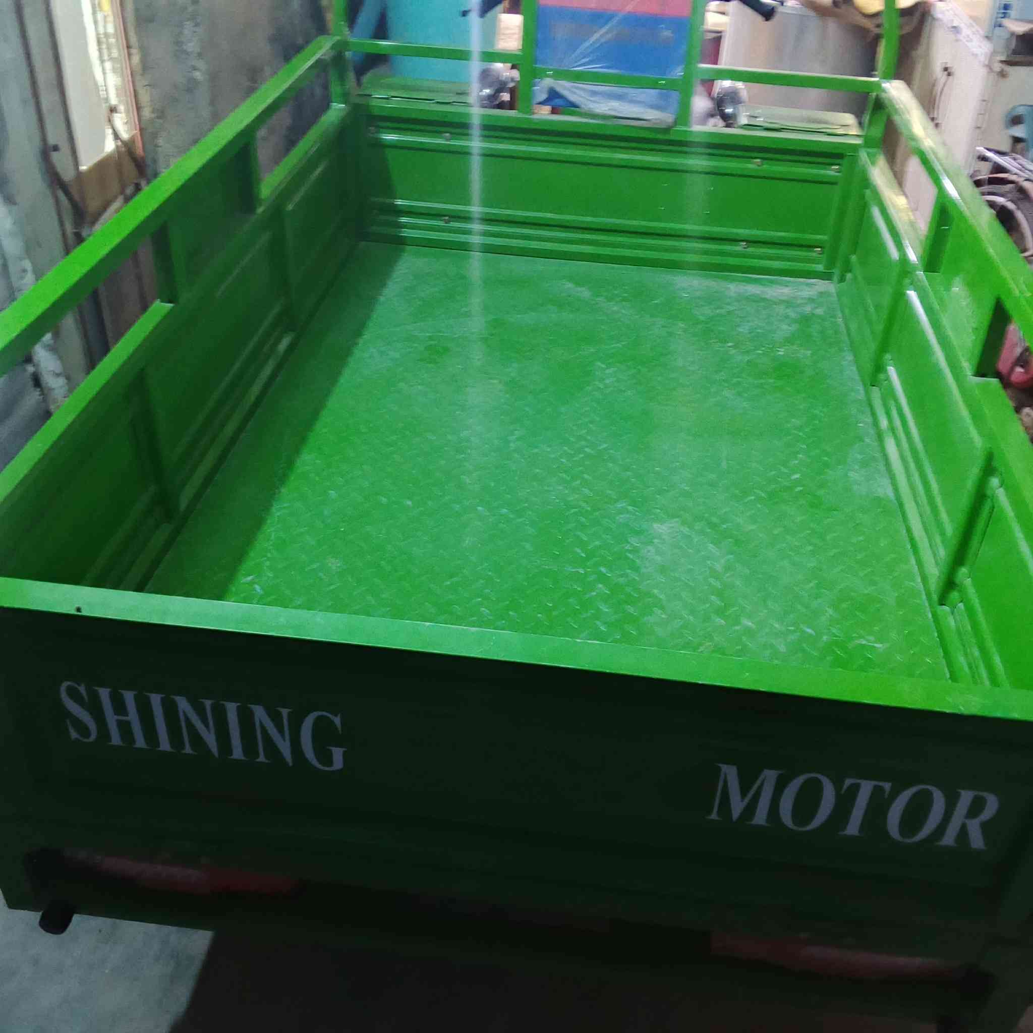 سلام عليكم ستوته مديل 23ستوني ماخذها صارلي شهر ونص الله شاهد علي برغي مامفتوح بيها بعدهي جديده مكاني بصره كرمة علي ***********
سعر مليونين و 800
