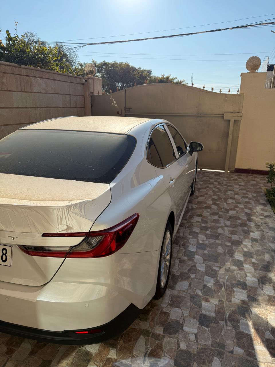 تويوتا كامري 2025 خليجي بانزين فقط ٤٦كم 
مواصفات LE شكل جديد 
كير و محرك بشرط رقم سلمانية تحويل ثاني يوم 

المواصفات
محرك 2500 
بصمة تشغيل
فتحة
شاشةكبيره 
كامرة
كرسي السايق كهرباء 
حساسات امامي خلفي 
هاند بريك بصمة
3 انظمة قيادة 
الايكو والسبورت والنورمل 
مصابيح امامية زنون 
اوتو هولد 
ايڤي مود 
داخل لونين 
اشارة بلمري 
السياره جديده بمعنى الكلمه
وباقي المواصفات المعروفة 
مكان السياره صلاح الدين 
رقم الهاتف ***********
