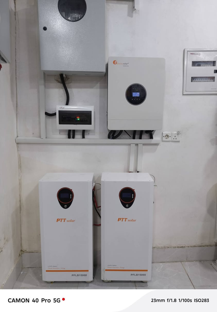 مكتب الشروق الطاقه  الشمسية
تفاصيل المنظومات
العرض الاقوى تحطيم الاسعار 🔥 🔥 🔥 🔥 🔥 🔥
العرض الاول :
القدرة : 15 نهاري و 15ليلي
الألواح:سولار الماني  ضمان عشر سنوات عدد7
البطارية: ليثيوم حجم 15كيلو ضمان (5) سنة
الانفريتر :حجم 6 كيلو كرواط جناحين ضمان سنتين
السعر 3800
العرض الثاني :
القدرة : 10 نهاري و 10 ليلي
الألواح: سولار الماني ضمان عشر سنوات عدد 5
البطارية: ليثيوم حجم 10 كيلو ضمان خمس سنوات
الأنفيرتر :حجم 6 كيلو من شركة فليستي ضمان سنتين
السعر 3200
العرض الثالث :
القدرة : 10 نهاري و 7 ليلي
الألواح: سولار الماني ضمان عشر سنوات عدد5
البطارية: ليثيوم حجم 7.5 كيلو ضمان خمس سنوات
الأنفيرتر : حجم  4 كيلو ضمان سنة واحدة
السعر 2600
العرض الرابع
القدرة : 8 نهاري و 5 ليلي
الألواح: سولار الماني  ضمان(10) سنوات  عدد 4
البطارية: ليثيوم حجم 5 كيلو ضمان خمس سنوات
الأنفيرتر : حجم 4 كيلو من شركة فليستي ضمان سنة واحدة
السعر 2100
العرض الخامس
القدرة : 6 نهاري و 2.5 ليلي
الألواح:سولار الماني  ضمان (10)سنوات  عدد 3
البطارية: ليثيوم حجم 2.5 كيلو ضمان خمس سنوات
الأنفيرتر : حجم 4 كيلو من شركة فليستي ضمان سنة
السعر 1700.                                                                                 محمد السمران.                                                                              0774883212 واتساب                                                                     ***********
