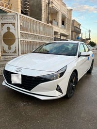 للبيع ..  هيونداي النترا 2023 خليجي بأسمي رقم بغداد  محرك 1600 مكفولة ...