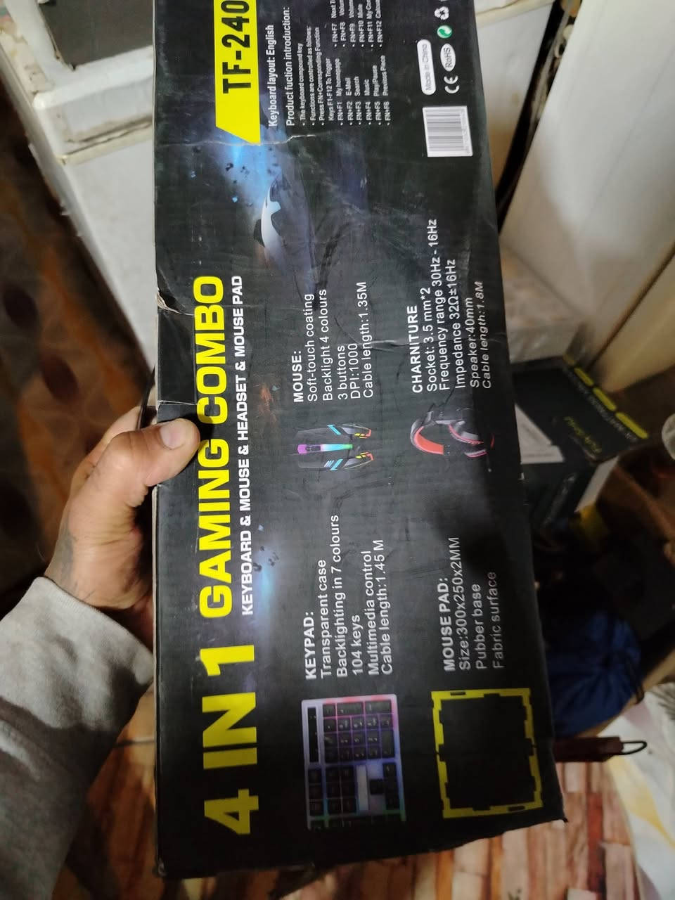 السلام عليكم بضاعة امزون كلة جديد مامستعمل واسعار مناسبة علق وجاوبك بلسعر مكاني تاحي حي الحسن العسكري *********** واتساب واتصال
