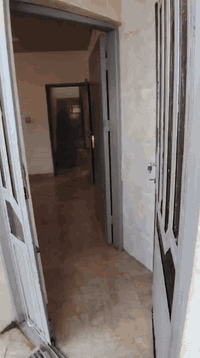 عندي بيت الايجار  في سليمانية منطقة رابرين
١٠٠ متر
غرف نوم 2
هول
صاله متبخ 
صحيات هولل 
ه جبيره
طابق الثاني
فول مواصفات

وتساب ***********
تیلفون ***********
