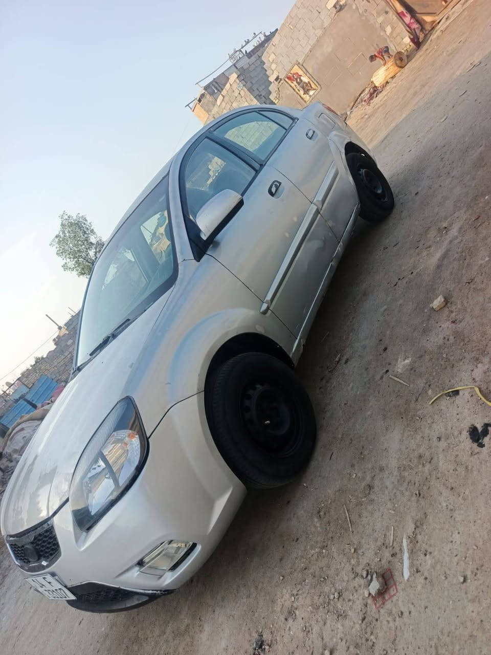 يالله للبيع كيه ريو 2011 كير ومحرك وحداده كفاله تخم تاير  كهربائيات كلهه شغاله بيدهه بي مكانات جراد مكفوله من الضربه القويه السنويه 2031 السياره بسمي السياره جاهزه خير من الله يحتاجلهه ترتيبات بصيطه
السعر 62 وبي مجال للشراي
مكاني بصره قبله
رقم *********** البصرة, العراق
