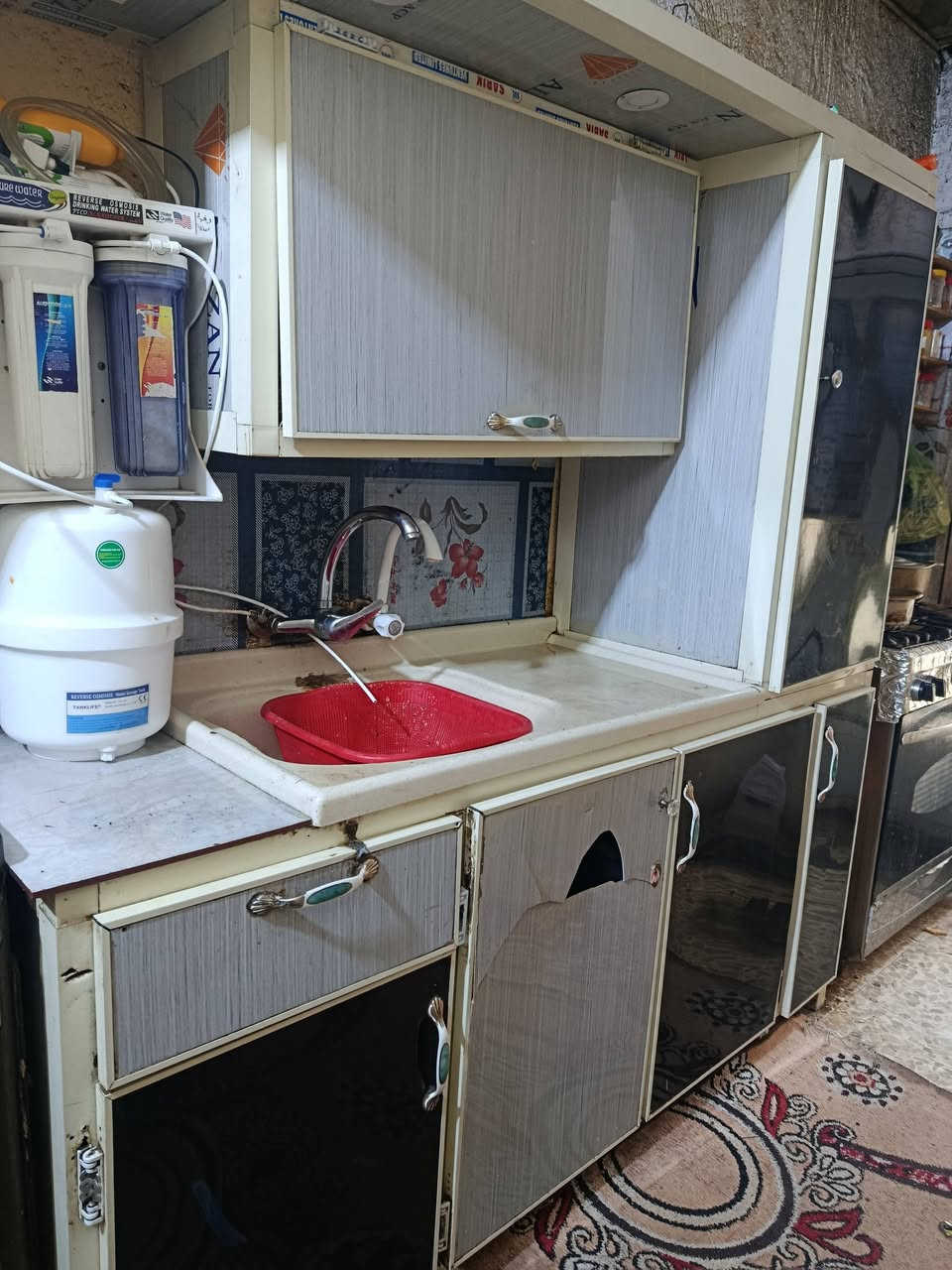 كاونتر قوي ونضيف فقد الكسر الي بالفايبر مال باب .. العنوان گنطرة السلام للتواصل .***********
