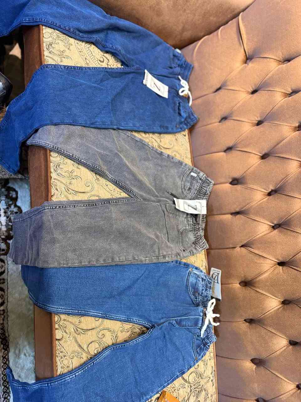 السلام عليكم اخوان
عندي هذني البناطير كمية 12 شليف جديد مو باله ولاشعبي
موديلات ثكيله وجوده قوية  ولادي بناتي
العمر يبدي من سنه الى 17 سنه
للاستفسار اكثر ***********
مكاني بغداد مستعجل على بيعتهن
اخوان حت الي يعرف احد يشتري لايقصر واكونلكم ممنون
