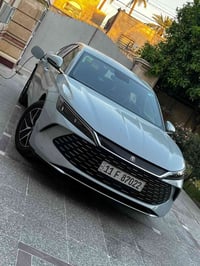 للبيع  BYD gin L 2025  ماشيه 17 الف كيلو متر  رقم بغداد  المواصفات معر...