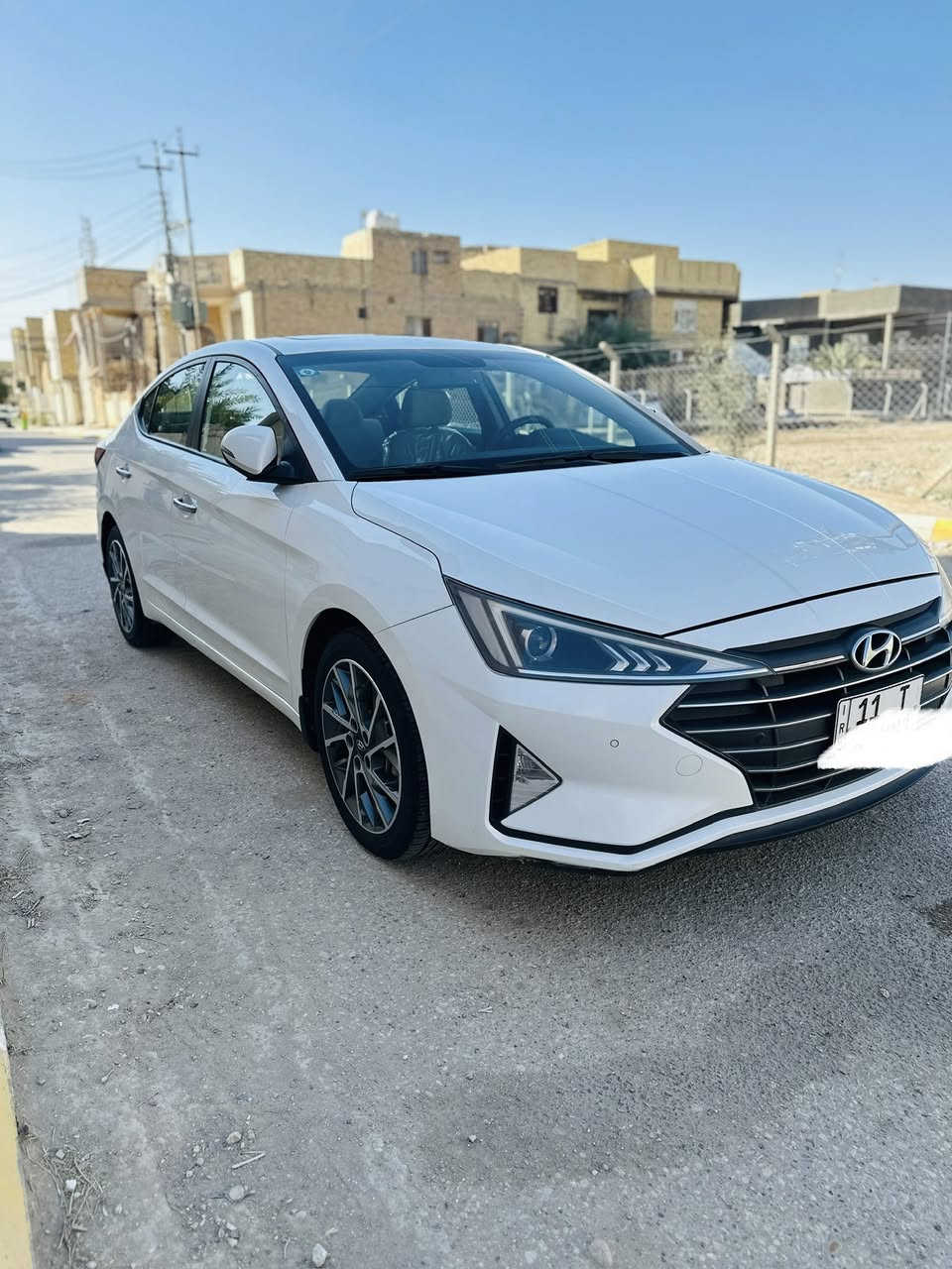 النترا 2020 خليجي
🔺نوع السيارة: النترا 2020 خليجي
🔺 الرقم : بغداد  الدولي تحويل مباشر  بأسمي سنويتها لل2031
🔺الضرر: كفالة عامة✅
🔺المحرك: 2000 دوش كفالة عامة ✅
🔺 المسافات المقطوعة: 100km
🔺المواصفات: سيارة جاهزة ونظيفة  وجاهزة من جميع النواحي جميع التفاصيل موجودة بالصور .
♦️السيارة بصمة دخول ذكي 👁️‍🗨️
♦️فتحة بالسقف ✅
♦️تحكم ستيرن، مثبت سرعة، 
♦️تبريد قطعتين✅✅
♦️كاميرة خلفية ، وحساسات اصطفاف خلفية وامامية.
♦️منفذ USBوAUX، شاحن 12v ،180w
♦️وضعيات قيادة DRIVE MODE
♦️ تخم تايرات جديد 
♦️مرآة شفط كهربائية 🔄
♦️ تبريد وتدفئة شغال على وضع الشركة✅

🔺السعر 168 وبيها مجال للشراي💲

⚠️مكان السيارة ناصرية مركز

📞للاستفسار الاتصال على الرقم ***********متوفر واتساب
