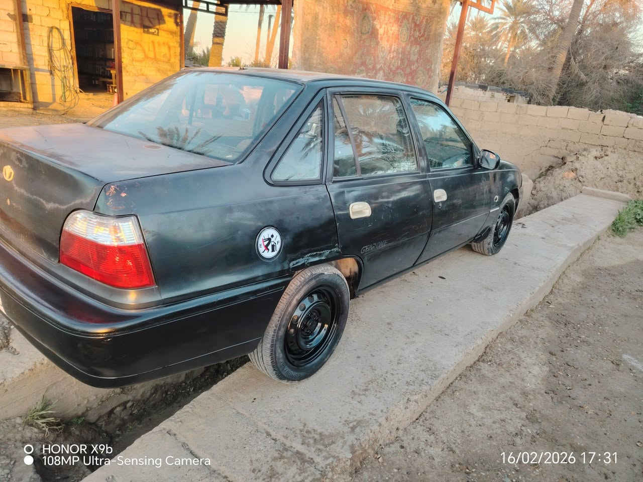 سلام عليكم ...
دايو سلوو 1995 رقم ديالى سنوية نافذة
بلادية ما مصبوغة 
خياسات ماكو فقط الهلال ومصلحات
مكينة نضيفة كير فقط النمرة الخامسة 
اشوية ثكيلة ... كير عاادي 
سيارة كاعدة احلى من الصور
السعر المطلوب (( 25 )) ورقة بيها مجال قليل
مكاني ديالى ناحية السلام طريق دلي عباس


**إذا كنت صاحب هذا الإعلان وتريد حذفه لأي سبب، رجاءا أرسل رسالة إلى الدعم الفني**