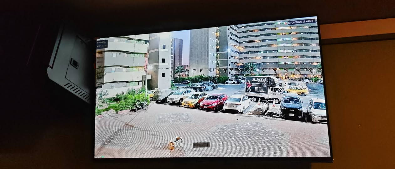 احلى شيء عند العامل او المهندس او المصمم عندما ينتهي  ويشاهد عمله بتفان وتالق ونجاح وهي رحلة شاقة تتحلى بالصبر والشجاعة ينسى كل تعب والم - تم تاسيس وعمل واكمال كامرات مراقبه لاحدى العمارات السكنية في بسماية بواقع 23 كامرة بين 5m - 2m
وان شاء الله القادم اجمل وافضل.... 
للاستفسار الاتصال على الارقام التالية
***********  م. اسامة ***********.   العقابي
#الجميع
https://www.facebook.com/القبس-للديكورات-وكامرات-المراقبة-101845971499779/
احلى شيء عند العامل او المهندس او المصمم عندما ينتهي  ويشاهد عمله بتفان وتالق ونجاح وهي رحلة شاقة تتحلى بالصبر والشجاعة ينسى كل تعب والم - تم تاسيس وعمل واكمال كامرات مراقبه لاحدى العمارات السكنية في بسماية بواقع 23 كامرة بين 5m - 2m
