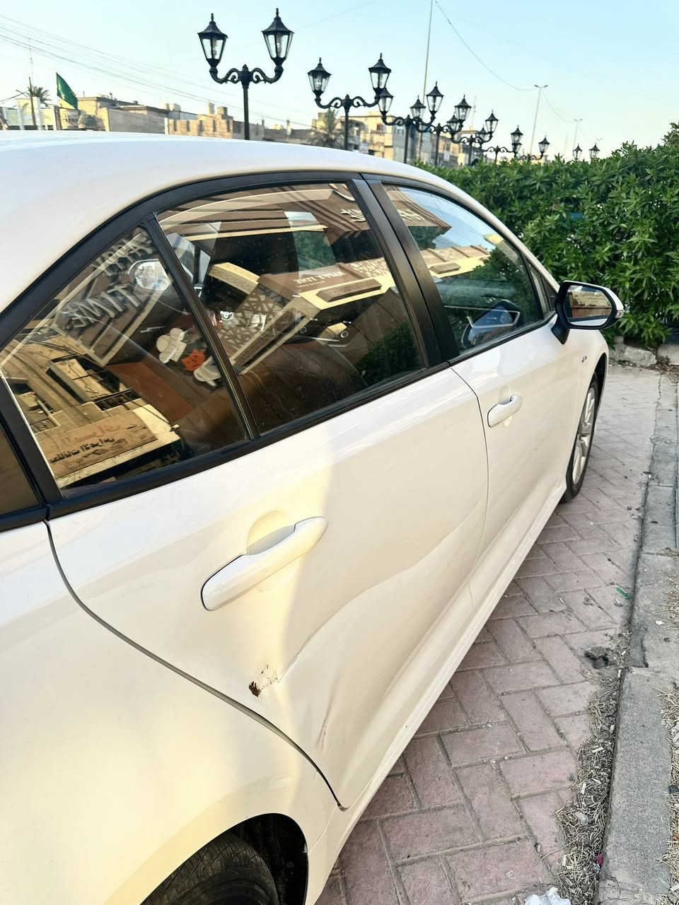 كورلا هايبردمديل 2024 خليجي ماشيه 30الف السياره نضيفه كفاله عده ضربه الباب السياره ترجع بارد مال بيت ما مشتغله تكسي مكينه نضيفه فول كشنات جلد فتحه شاشه كاربلي السياره هسة بدلت دهن والسياره ما شايفه البانزين العادي كلا محسن السياره ما ناقصها شي السعر 140 وبيها مجال *********** مكاني بغداد
