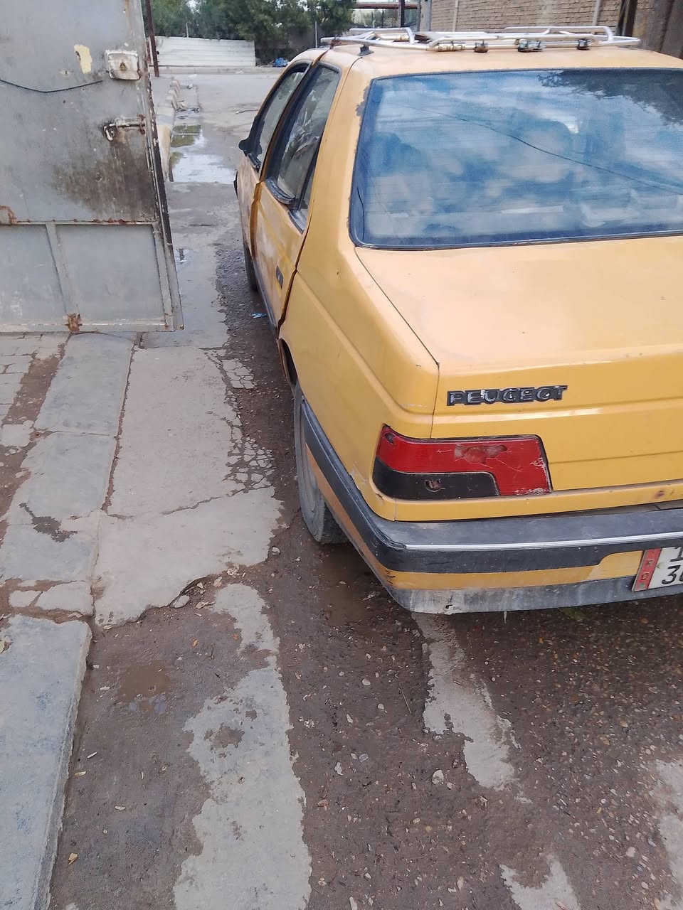 السلام عليكم بيجو 406 للبيع العنوان بغداد الحسينيه ***********
