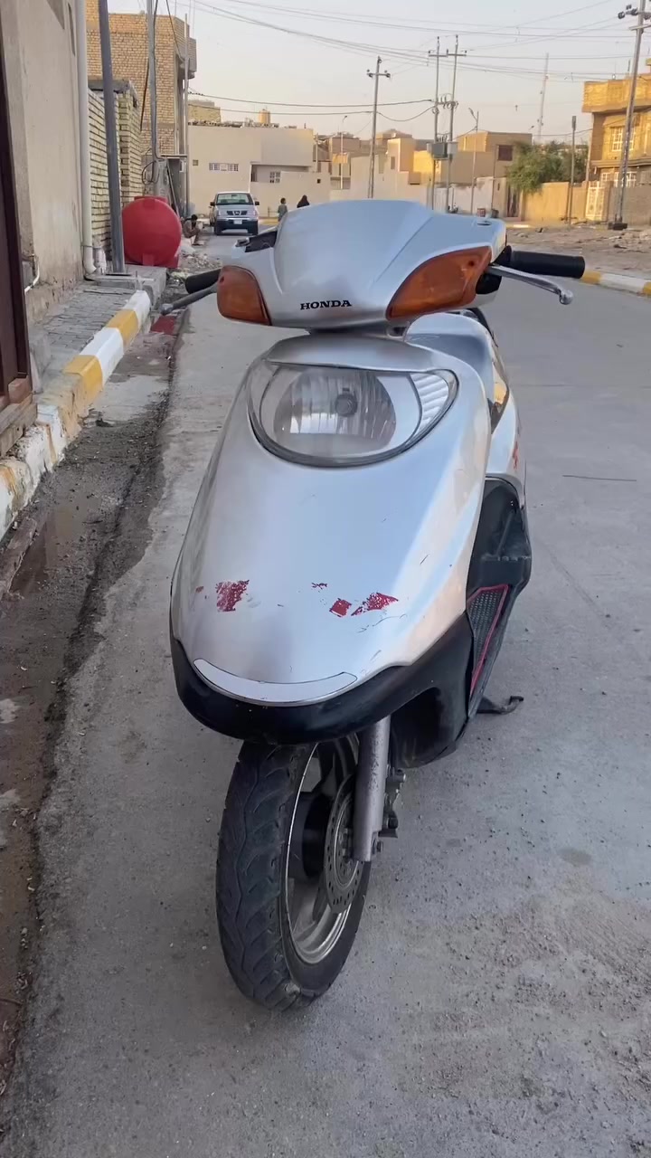 سلام عليكم
سبيسي ياباني مفتوحه الدراجه ناعمه وحلوه مكينته نشطه 

‭٠٧٧١ ٤٨١ ٠٥٩٨‬
