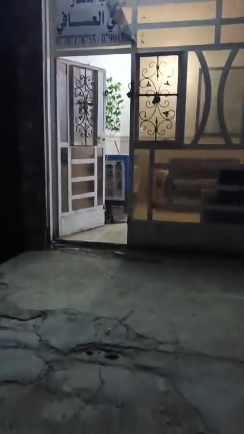 سلام عليكم عندي محل للأيجار علا شارع ل ٦٠ قرب شارع السوداني ستفسار *********** أجار الحل ١٢٥ وتحياتي
