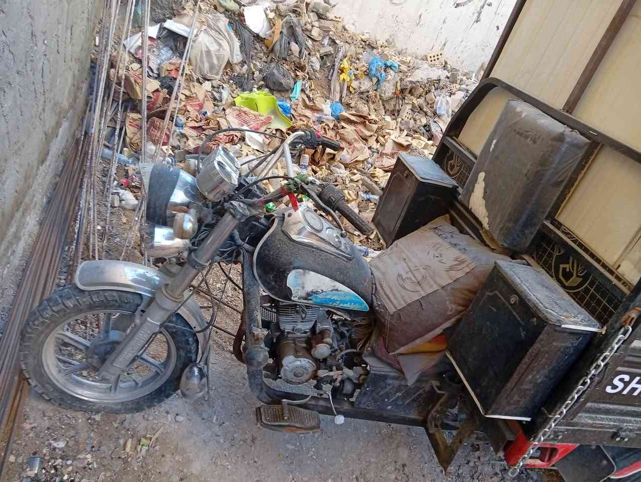 ستوتة للبيع موديل ٢٠
كشك متنقل بيها رفوف وفوك وصفحة كله سندويش تصلح مثل بسطية ( چمبر) على شارع عام وخير من الله جاي وماء ورصيد تبيعون بيها 
و حلويات وجبس 
نظيفه الستوتة وبس بيها شوي محرك نضوح يتصلح ٢٠ ألف وكلشي ما ناقصها العنوان دورة سعر مليونين و١٥٠ ألف أوراق أصولي شرط ترقيم للاستفسار ***********
