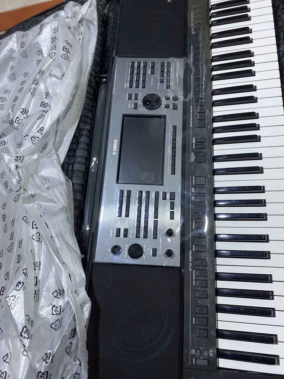 ياماها 5000 مع برنامج عيماد غازي
السعر 13 نهايته نضافه 100‎%‎ 
العنوان  دهوك ***********
