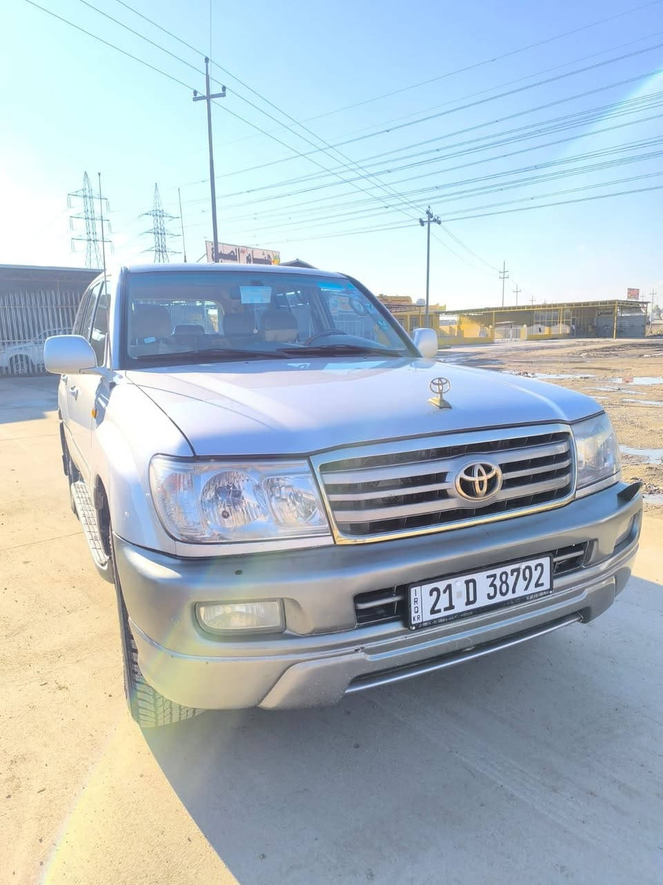 السلام عليكم
مونيكا 2007 GXR فول مواصفات
السياره كلش نظيفه گير ومحرك واكسن بشرط
السياره بدون نواقص 
صفحة اليمين كامل صبغ بيها طخ بسيط
السنوية والهزه والارقام كلها جديده
السياره بيها منظومة غاز ايطالي 100 لتر
طخم تايرات جديده 
سعر البيع.        187$ وبيها مجال بسيط
عنوان السياره موصل . برطله
***********
***********
