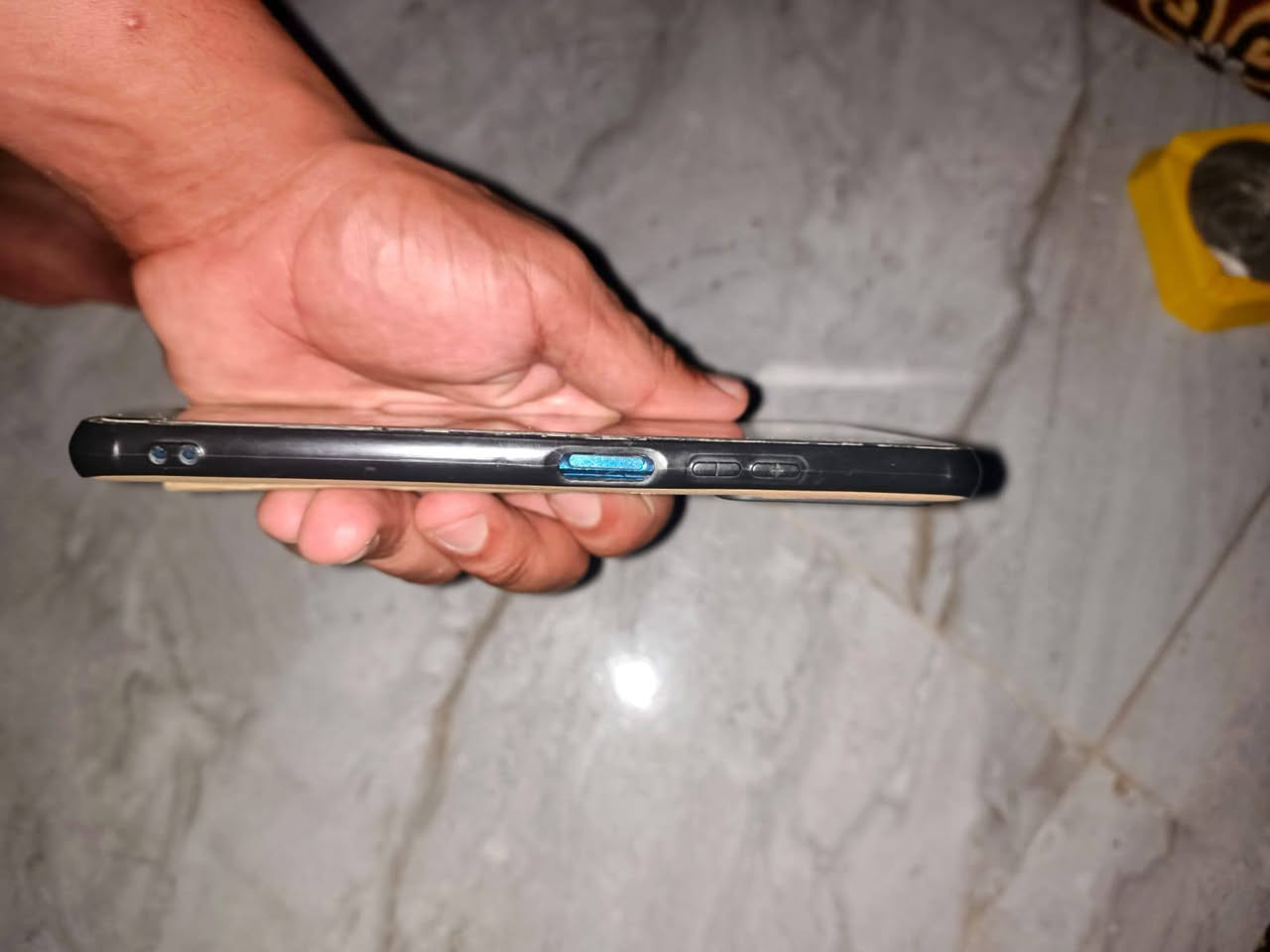 سلام عليكم جهاز نوت 8 ذاكرة 128 جهاز فول شحن صوته عالي كلش جهاز مكفول من كلشي  60 فريم بل بوبجي سلاسه فول اريد ابيعه  متوازي ع فلوس وذا اكو مراوس ونطي فرق عادي شعدك نزل  مكاني رمادي شارع 40


**إذا كنت صاحب هذا الإعلان وتريد حذفه لأي سبب، رجاءا أرسل رسالة إلى الدعم الفني**