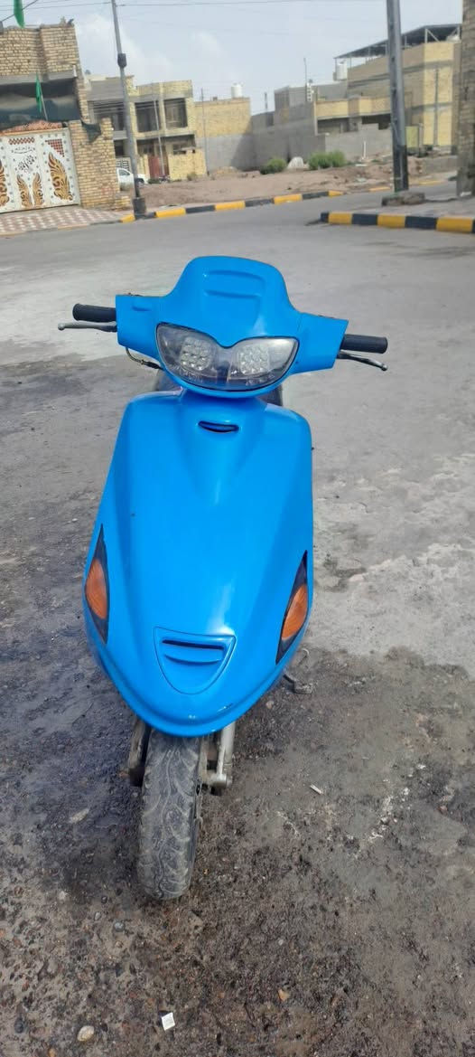 دراجه للبيع مكينه نظيفه وناعمه مكاني المجر لسعر 300…  ***********
