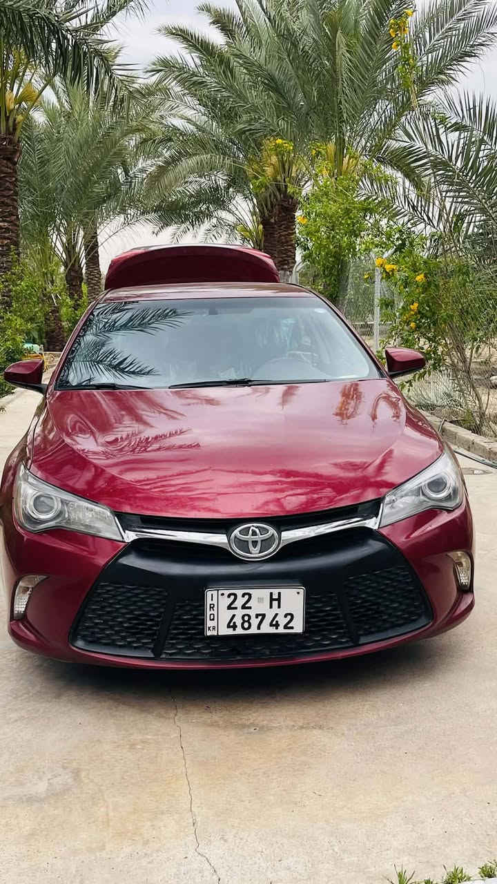سلام عليكم
كامري موديل 2017 فئه Sa
سياره بيها 3 قطع 
سياره جاهزه مانقصها شي 
سعر 130 بيها مجال قليل جدآ
***********
***********
