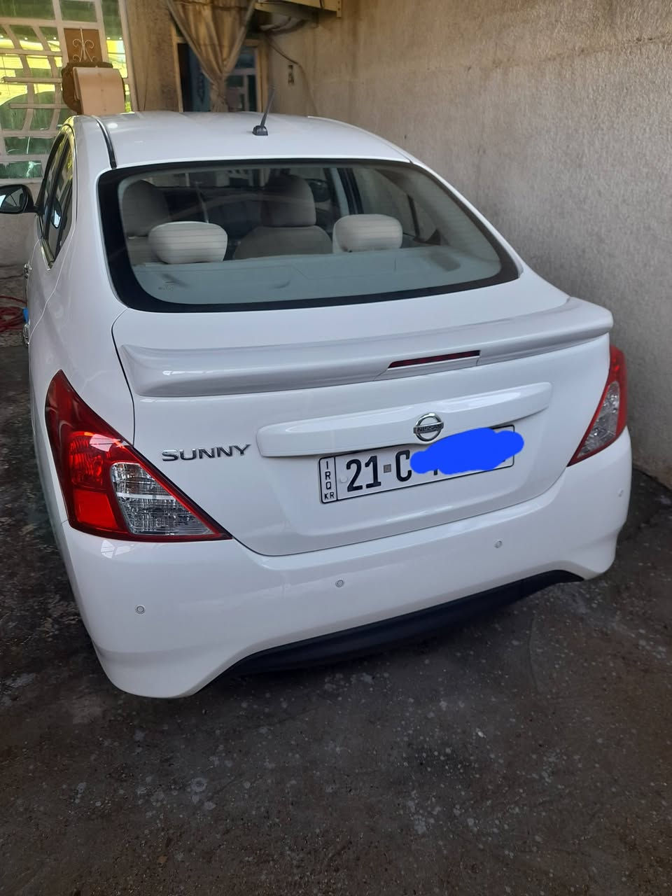 السلام عليكم نيسان صني للبيع موديل ٢٤ مصري ماشيه ٧ آلاف ونص يعني ما مشتغله تكسي رقم سليمانيه بأسمي مدوشمه عام حتى الصندوك بيهه حادث جاملغ السايق ربع معدل على البارد بلاد السعر ١٢٠ ورقه وبيهه مجال للشراي الصدك وهذا رقمي *********** بغداد حي اور
