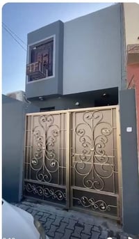 حي سلام • ١٠٠م • طابق ونص