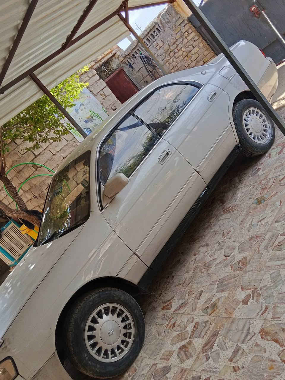 بطه لبيع موديل 1993 رقم جديد سنويه جديده مكفوله كص ونقل جثه واصوليات وضربه لقويه رقم بصره كشنات كهربائية شاشه تليفونيه مكينه وكير بل كارتون مكان ميسان المجر الكبير سعر 50 وبيه مجال قليل  شراي يتصل ***********
