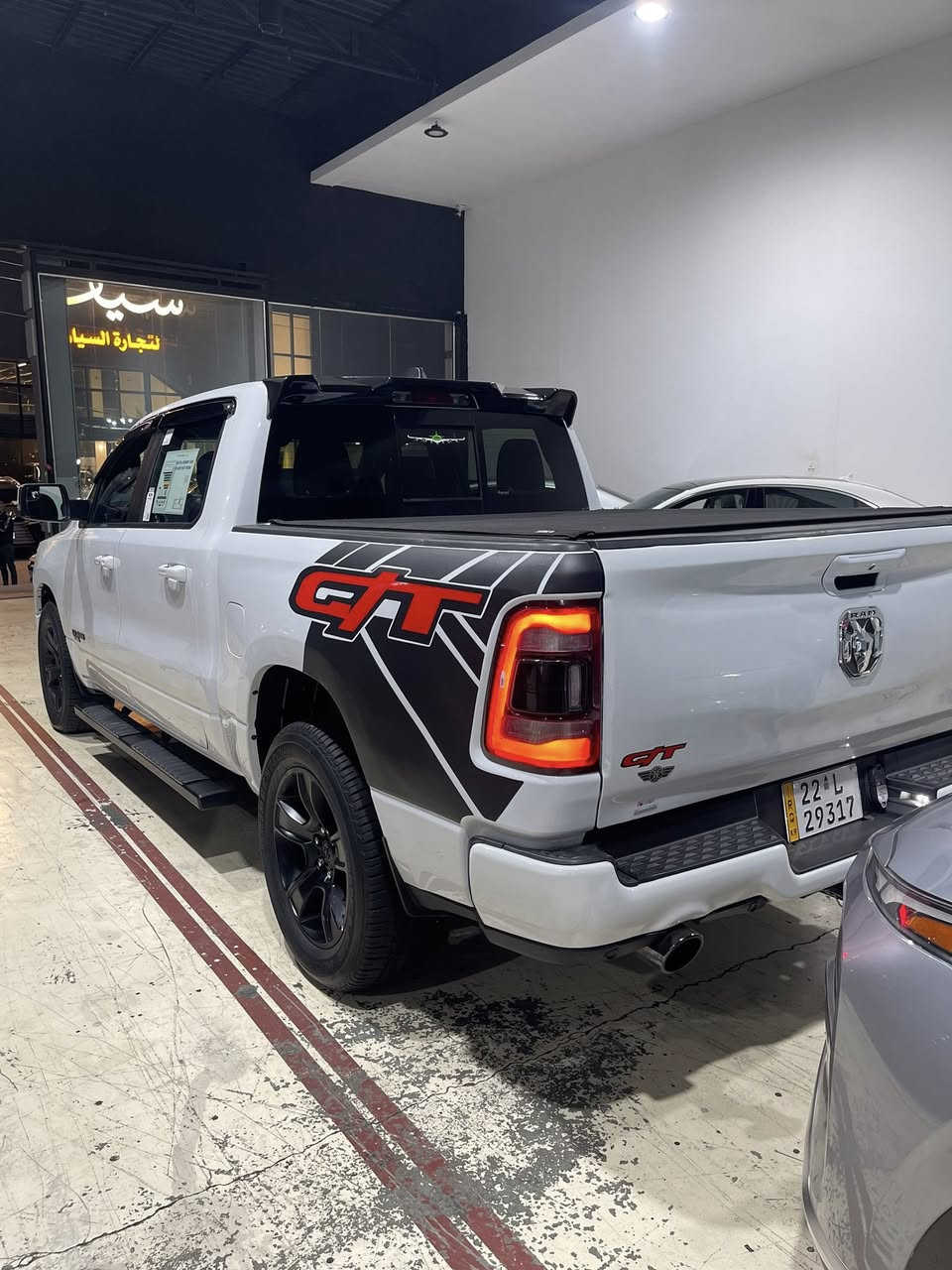 يالله رمضان مبارك أعاده عليكم بالخير والبركة 

دوج رام فئة GT دخول جديدة على إيدي اني مرقمها فول ماعدا الفتحة

رقم اربيل تحويل مباشر 

بدون ايرباك وبدون شواصي وبدون دواخل 

فقط قطعتين رش جاملغ مال سايق و جاملغ خلفي جهى يسرى رش كلير 

سيارة عليها نصبة هاووون 

ماشية 13 الف حقيقي بعدهي جديدة 

مكانها بغداد معارض النهضة 

*********** 

بيع او مرواس 🌺🌺🌺🌺🌺🌺🌺
