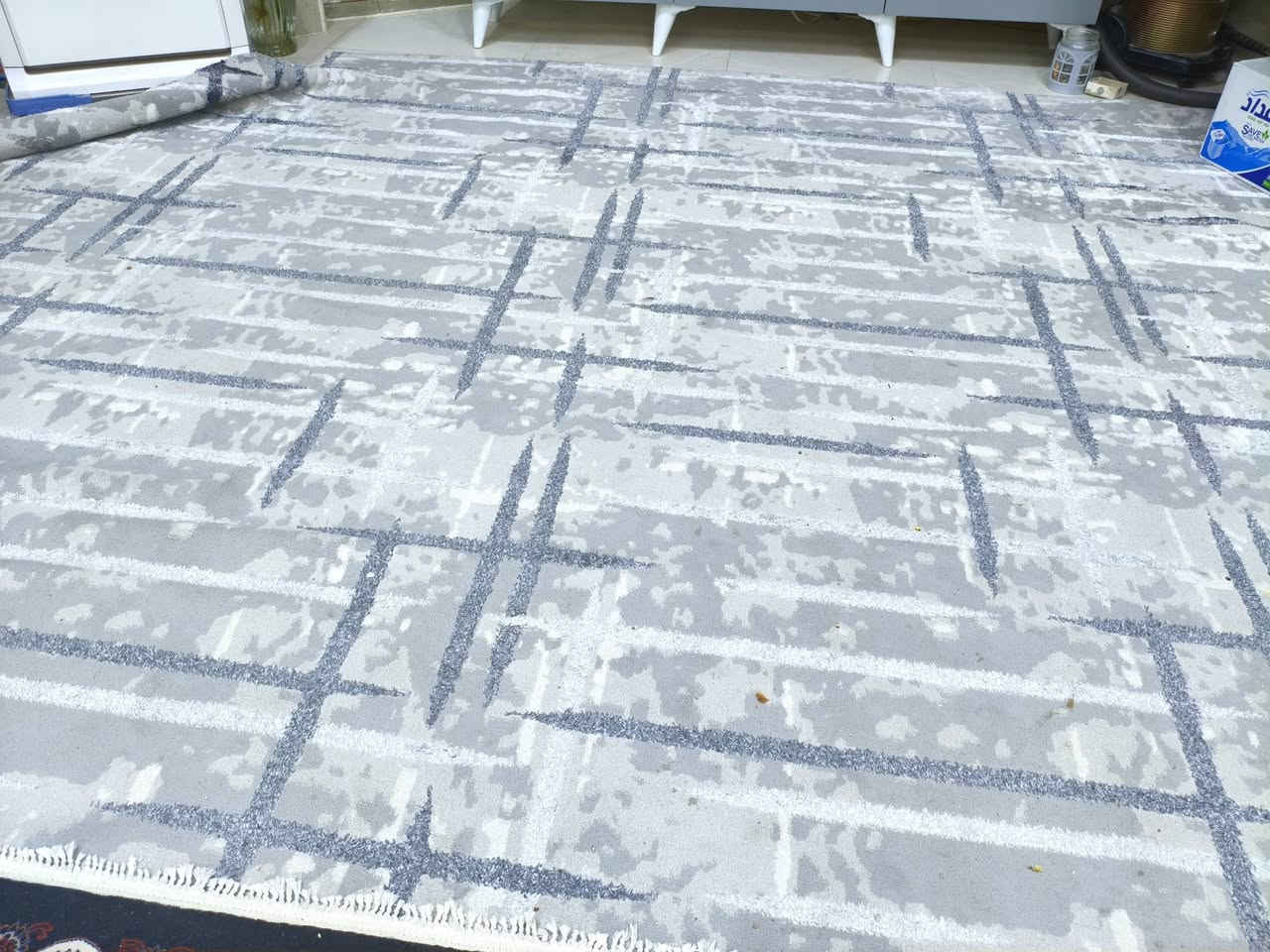 السلام عليكم كاربت الطول 7 ونص العرض 4 ال ربع ماخذة 350 هسه رائدة قفل 50 العنوان التراث ***********
