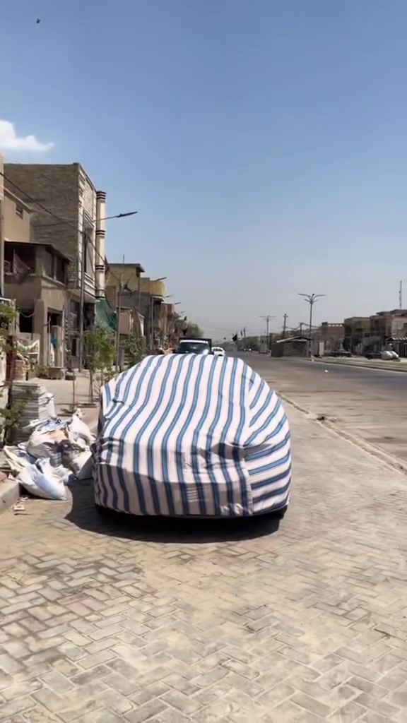 نص قطعه شرك72 متر على شارع60 ثلاث طوابق كل طابق يحتوي على غرف 2 وصحيات ومطبخ شارع 60 قطاع38 مقابل36 لستفسار ‭***********‬
