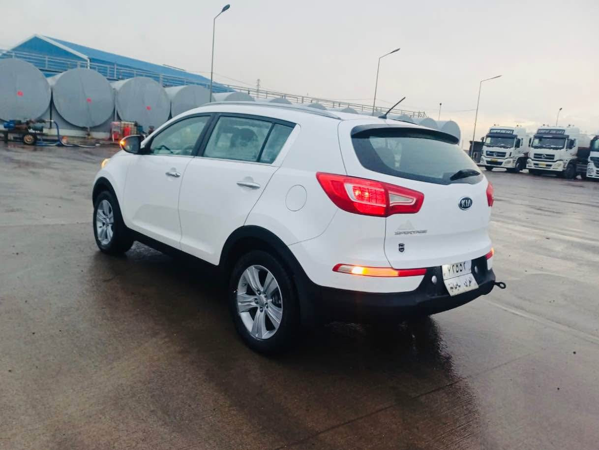 کیا سپورتاج مودیل2010خەلیجی
مواسفات ڤولیوم جام کارەبا ئاوێنەکارەبا
کوشن کارەبا گێر توماتک و عادی لایت لید
بێ سبوغ بێ ساردەکوت یەک بوست کارتی
هەیە لە جملغی پێشەوە بێ داخلی 
سیارە زورجوان و پاکە قوپو شوختی نیە
تەزرەی نیە بێ مەسروفە تایەی نوێیە
سەنەوی ژینگەی نوێیە رەقەم کونە
تحویل غرامە وەکالە بەشەرت 
گێرومکینەی بەشەرتە بێ عیبن 
سعری 130$وەرقەکەمێک مجال 
ژم***********شوێن هەولێر
ژم*********** أربيل, العراق
