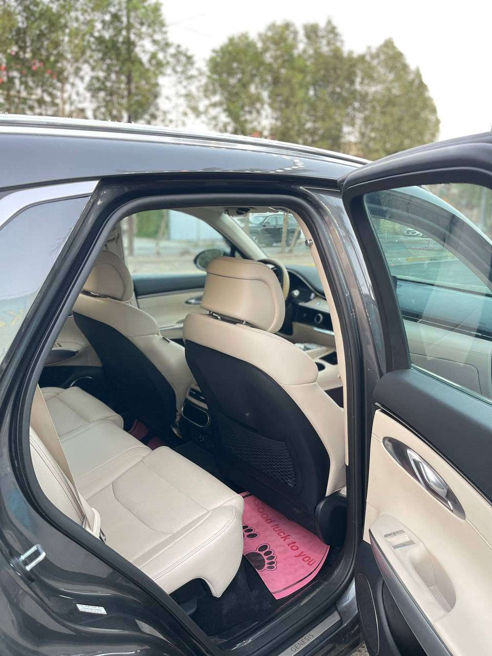 للبيع او مراوس بسياره اقل منهه
GENESIS GV70 2023
سيارة تجمع بين القوة والأناقة،آداء يفوق التوقعات بمكينة 4 سلندر  Turbo   2500
نفطي اللون 
حالة السيارة:
بدون صبغ فقط بارد جاملغ الأمامي صفحة السائق
المواصفات:
1-رقم الشاصي KMUMADTB6PU078530
2-ماشية 26,725km فقط قابل للزياده 
3-كشنات كهربائية جلد من نوع فاخر
4-اضواء LED أمامية وخلفية
5-رادارات أمامية وجانبية
6-قيادة ذاتية
7-اوتو بريك في حال ظهور اجسام غريبة امام السيارة 
8-كشنات خزن ميموري
9-شاحن لاسلكي
10-تبريد وتدفئة المقاعد الامامية 
11-إشارة ترحيب بالأبواب
12-خمسة وضعيات للقيادة
13-بانوراما
14-هزاز بالستيرن في حال خروج السيارة من المسار
15-حساس للأمطار بالجامة الأمامية
16-شعار جنسس اسفل المرآة الجانبية
17-نظام صوتي رهيب مكون من 16 سماعة
18-بصمة ابواب
19-السيارة مجهزة بتغليف افلام الحماية الشفافةPPF مع ضمان عشرة شنوات 
مكاني بغداد/حي العامل 
السعر 310 ورقة
***********
