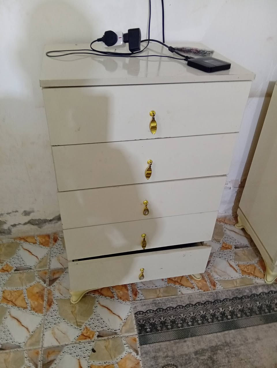 غرفه نوم تركيه 6قطع للبيع 
*********** المكان بابل حله حي العسكري
