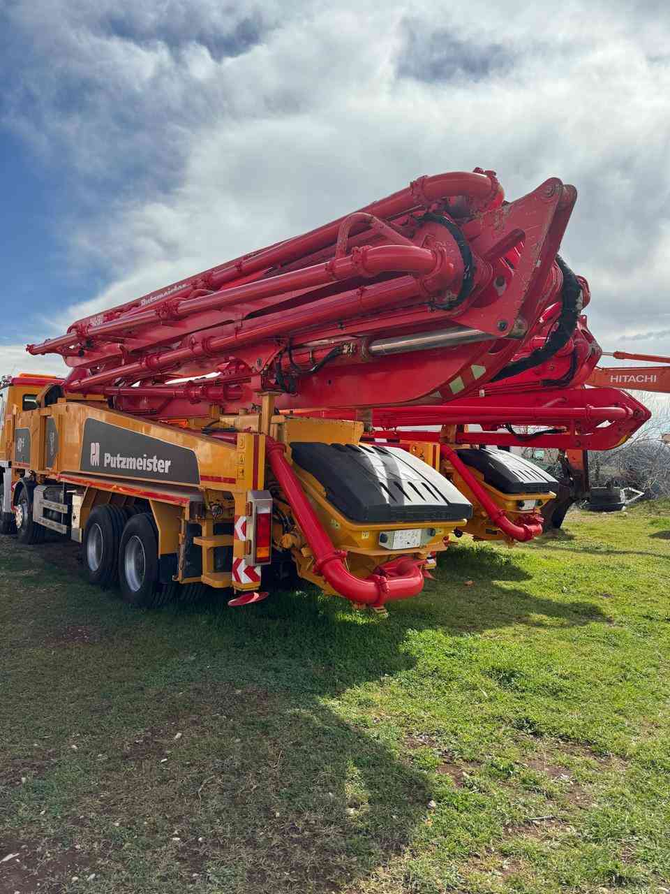 السلام عليكم
بم موديل 2011 جهاز 2011 بتس ماستر 49 متر البم مشتغل2000 ساعة للتجربة البم مسجل سليمانية 
***********
***********
***********
