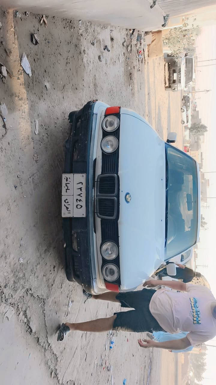 سلام عليكم للبيع بيم 735 رقم سليمانيه سياره تريد تحويل سنويه صاقطه تريد وكاله سياره جاهزه من كلشي مابيه كل نقص كير مكينه تبريد تخم تاير صدار امامي خلفي مكان سياره واسط عزيزيه سعره  38 للبيع فقط بدون مراوس ***********
