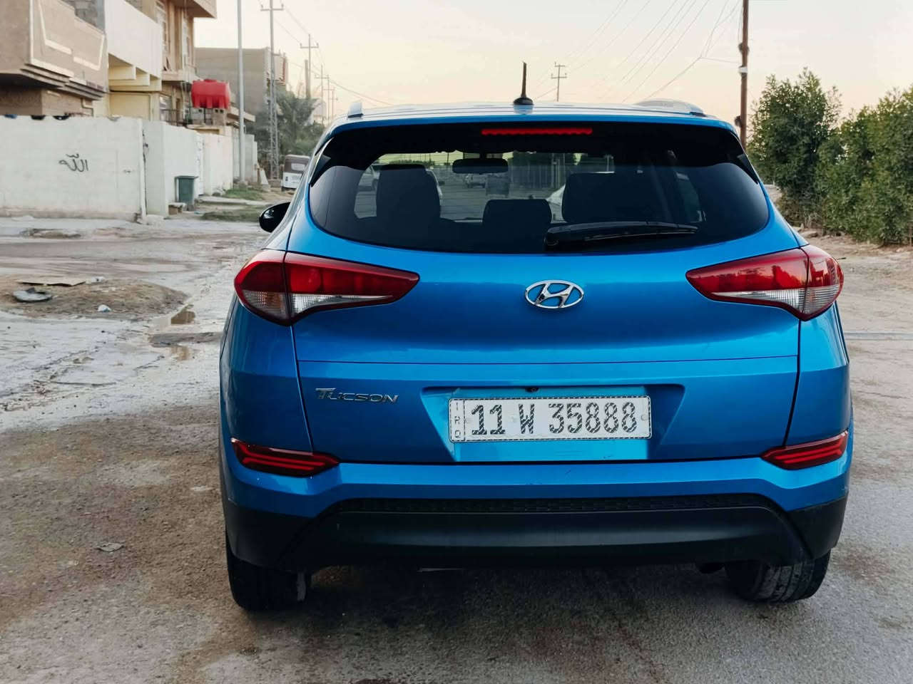 السلام عليكم توسان موديل 16 محرك 2.0 وارد امريكي حدثه مثل ماموضح
بل صوره فقط مكاني بغداد رقم نكليزي اذا اكو مروس حساب القنعه
سعره 160 
رقم *********** و الرقم بي واتساب
