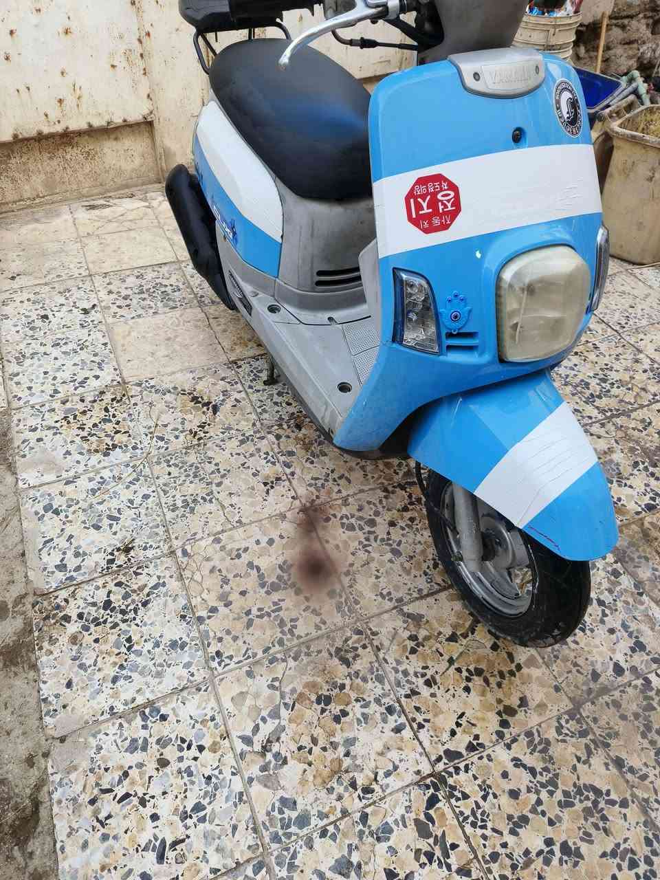 السلام عليكم بوليس البيع كابريته دراجه ما ذب عليهه ربع كلشي شغال بيهه ما مفتوحه رايدهه 800 وبيهه مجال قليل ***********
