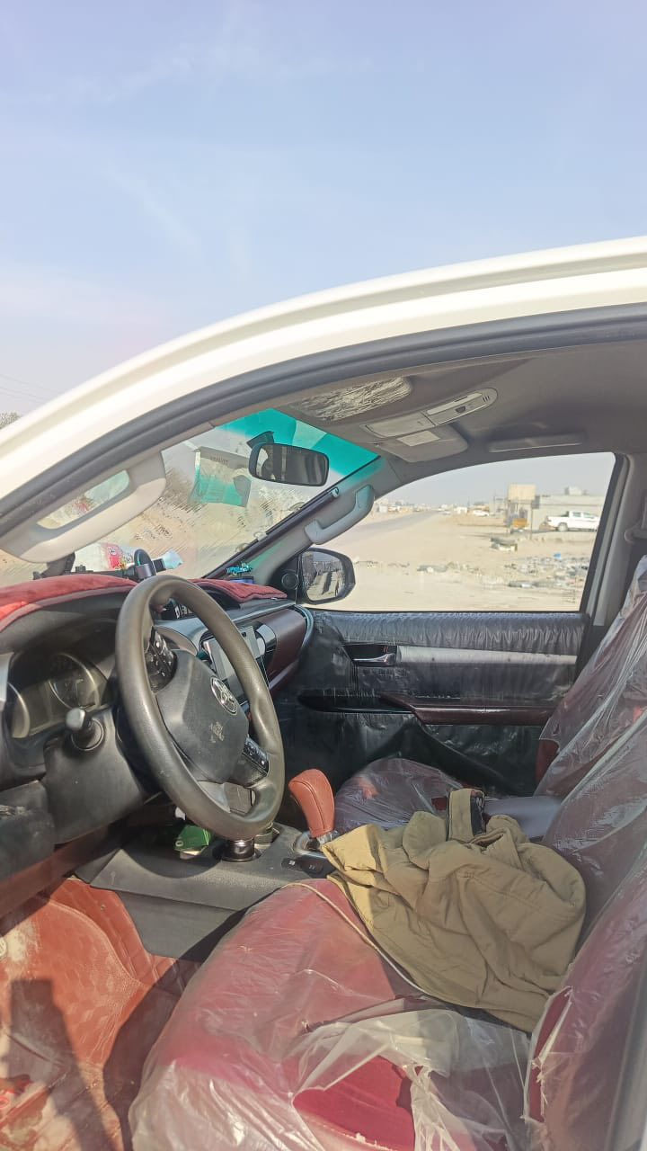 السلام عليكم تيوتا هايلوكس 2020 بريمي فول مواصفات ماعدة البصمة كير اوتماتيك كاز مكفوالة من كلشي رقم واسط تحويل ثاني يوم  المكان البصرة السعر 265 وبيها مجال بسيط الاتصال ***********
