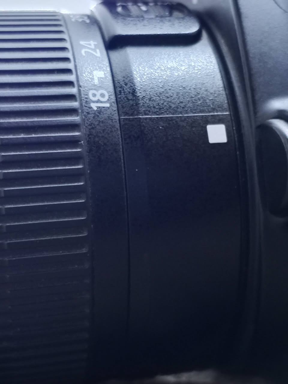 ‏📷 Canon EOS 4000D 
‏📷الشتر: 7 آلاف صورة فقط قابل للفحص  
‏🟢العدسة: 18-55 الأصلية نظيفة 100% بدون غبار أو خدوش  
‏🛑الملحقات: بطارية + شاحن + حزام + كارتونة  
‏🟣تصور صور  ميكا + فيديو   
‏📷مناسبة للمبتدئين والتصوير العائلي ومحرم  
‏🛑السعر: مناسب جدا 
‏🟢مكاني: بغداد - مدينة الصدر، الفحص قبل الشراء  
‏
‏☎️واتساب: ***********
