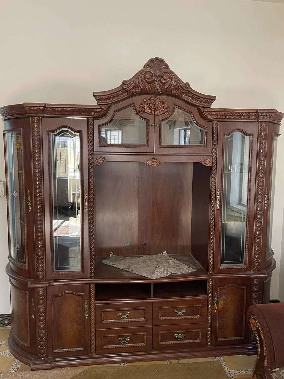 السلام عليكم تخم + بوفيا للبيع 
للاستفسار / ***********
