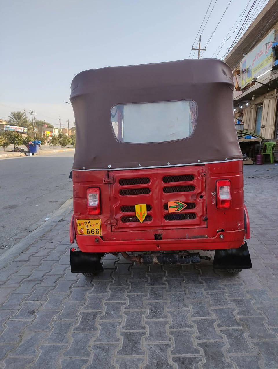 تكتك البيع موديل 18 اوراق أصولي مكينه 20 تخم تأير كله جديد مال جناي السعر 3600
وبيه مجال الشراي يتصل ويدلل ***********
