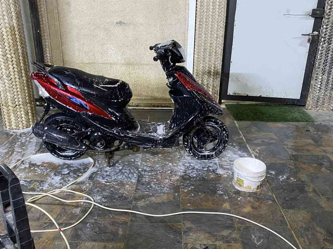 السلام علكم ماكس عدله لبيع  مكينه مفتوحه السعر ٤٥٠ وبي مجال مكاني حله مركز اتصال عل الرقم ***********
