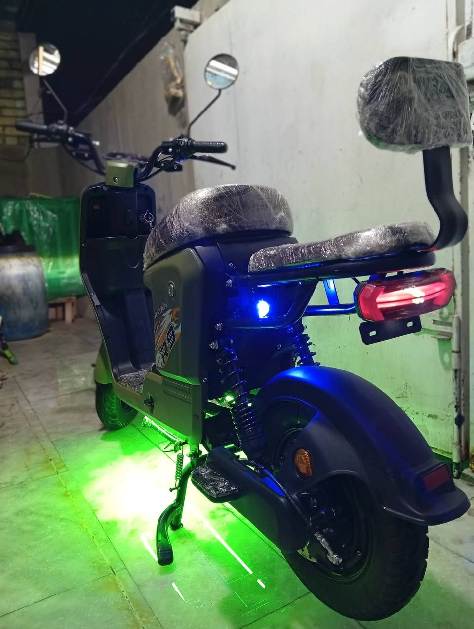 #دراجه R9 وكاله الريان
#اي نقص ماكو✨
#بطاريات 5 ريان جديد✨
#اناره اضافيه ✨
#شاحنه جديد✨
#كامله وجاهزه ✨
#سرعه حقيقي 68✨
# 3نمر✨
#مكان بغداد ✨
#رقم ***********
